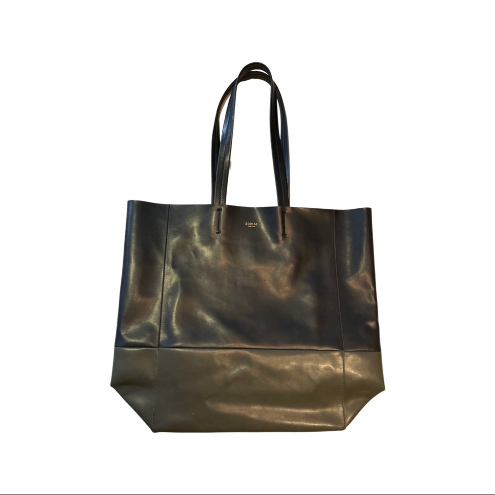 Sorial vegan carryall tote bag.  Large.